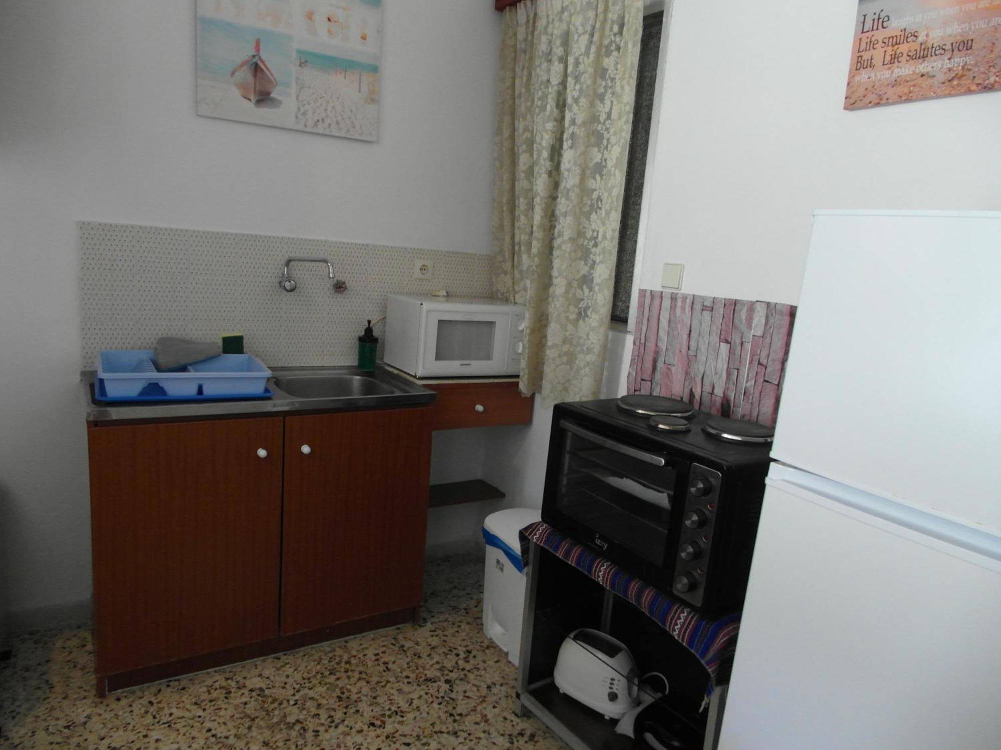 Agia Marina  Eri Studios الغرفة الصورة