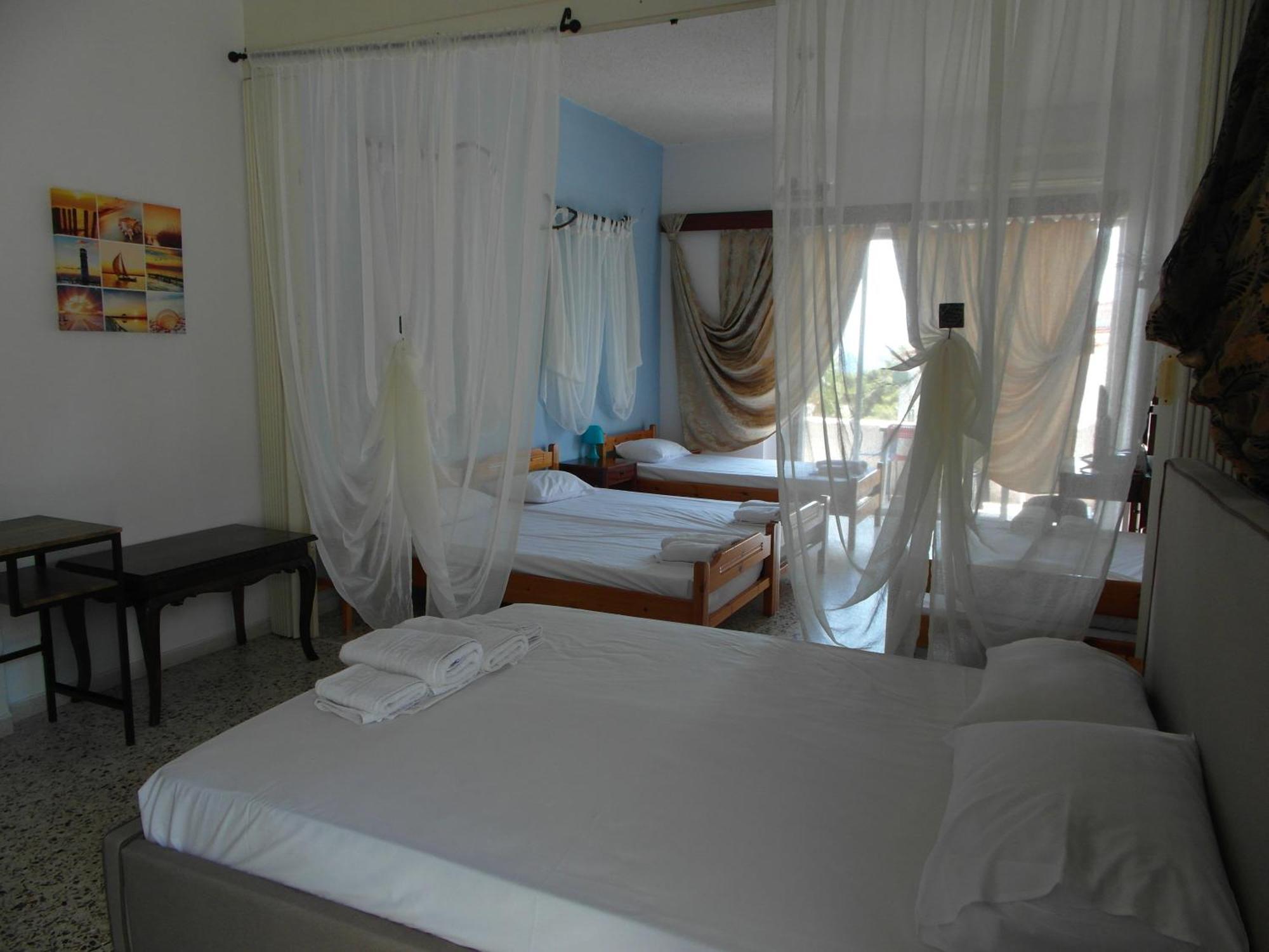 Agia Marina  Eri Studios الغرفة الصورة