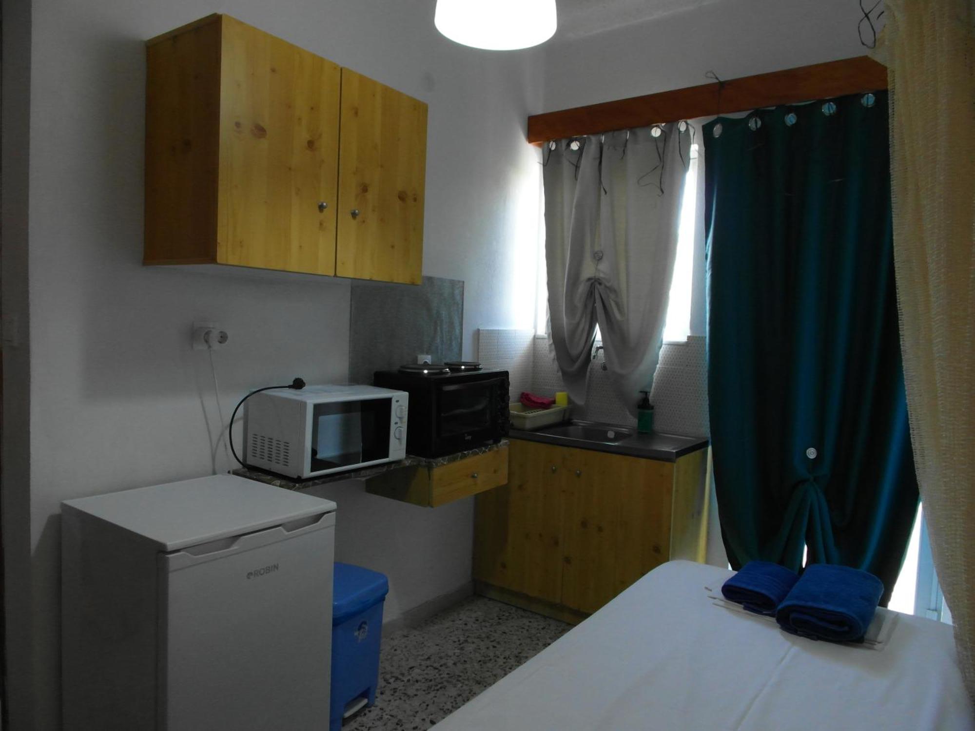 Agia Marina  Eri Studios الغرفة الصورة